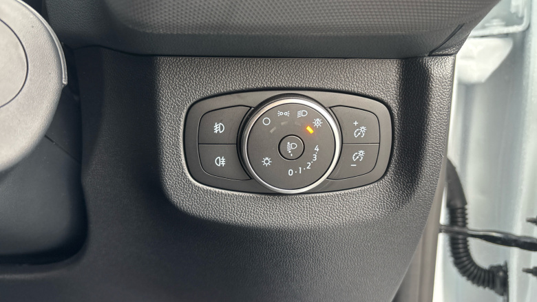 Ford Transit Courier E-Transit Courier 100kW 43kWh Trend Van Auto